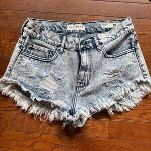 Denim&Co Women's Distressed Jean Shorts - Light Blue